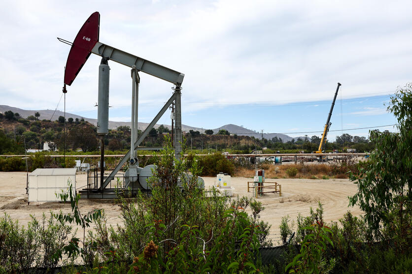 Goldman Sachs: الأسباب التي تدفع أسعار النفط للارتفاع ما زالت قوية | آخر الأخبار