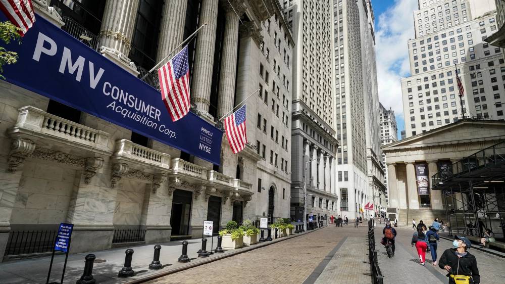 أنظار العالم على "جاكسون هول" .. البنوك المركزية أمام عدو مشترك "التضخم وتباطؤ الاقتصاد"