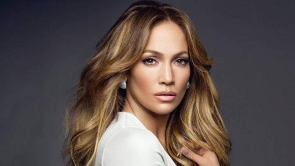 جينيفر لوبيز مدمنة تسوّق! - صحيفة الاتحاد