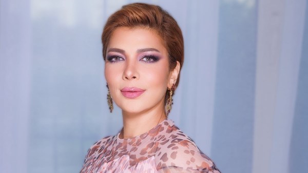 زهرة الخليج - من عبدالحليم إلى أصالة وأنغام.. اعتذارات الفنانين