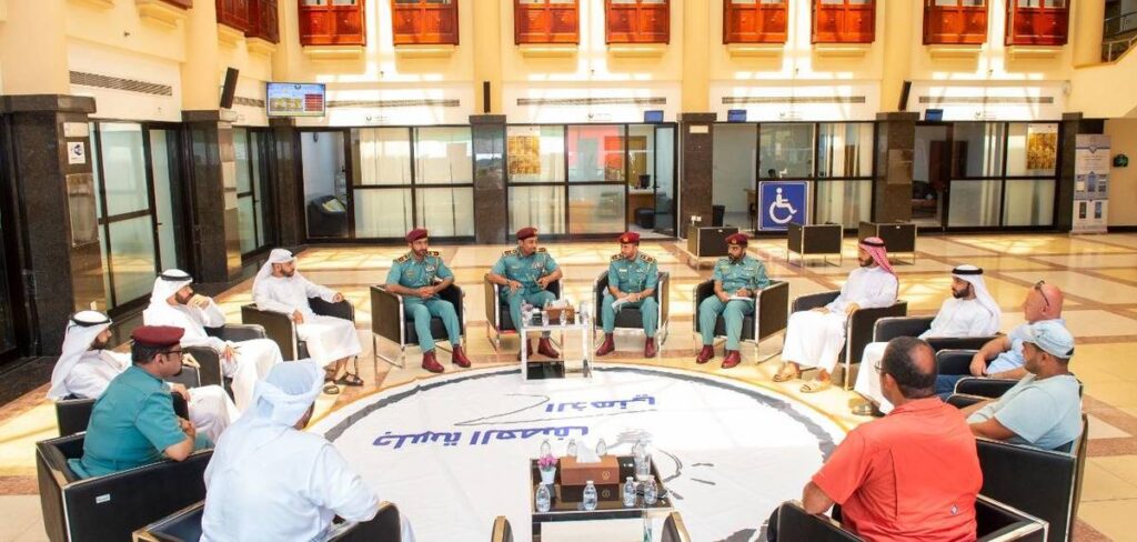 شرطة المنطقة الشرقية تناقش تحسين الخدمات المرورية