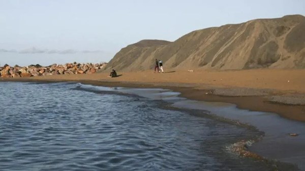 وفاة 6 مهاجرين إثر انقلاب زورقهم قبالة سواحل الجزائر